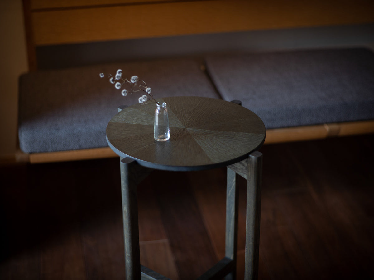 STAND｜突板工芸の木製サイドテーブル｜森工芸・徳島 – MORIKOUGEI