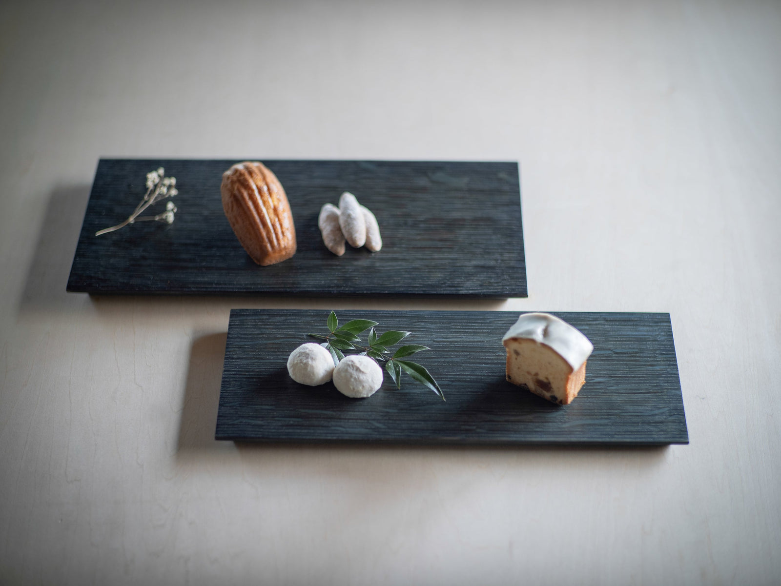 TSUKI-JIRI ウッドプレート フラットタイプ 藍染 | 森工芸 - 美しい